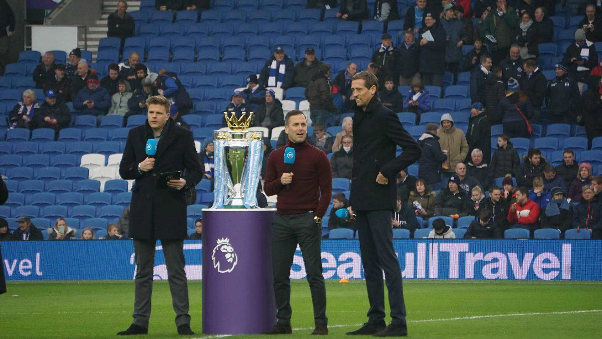 母的口中听 母的口中听