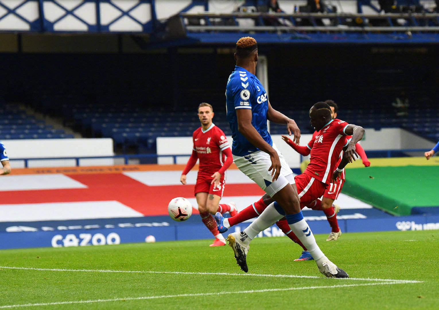 身而出的球 身而出的球